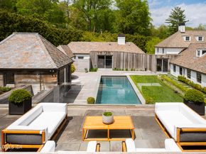 306 Round Hill Road, Greenwich CT 06831