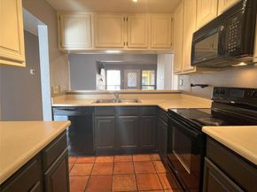 806 W 24th ST 303, Austin TX 78705