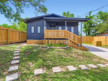 1428 Webberville RD