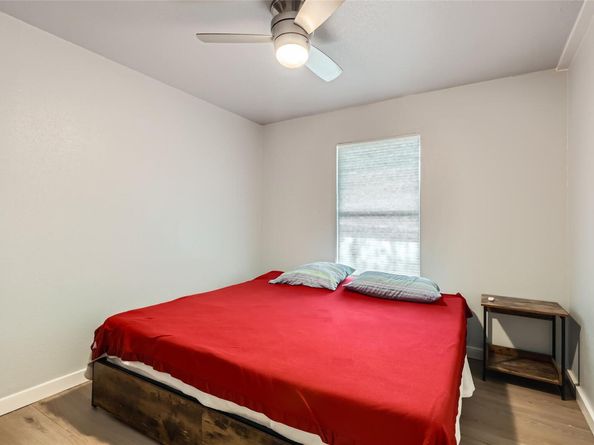 1428 Webberville RD 1&2, Austin TX 78721