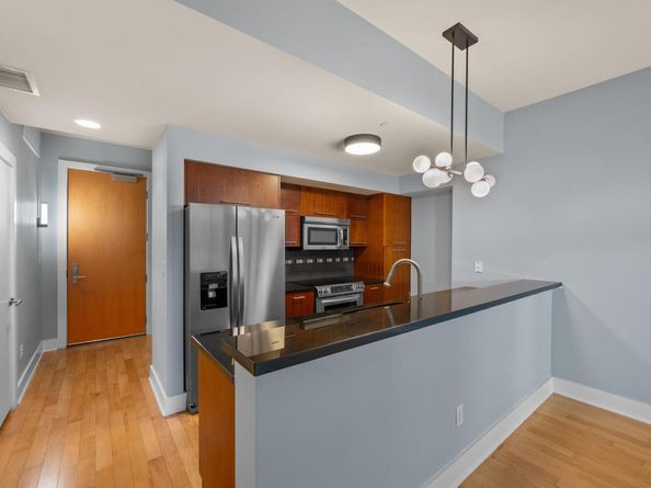 603 Davis ST 1307, Austin TX 78701