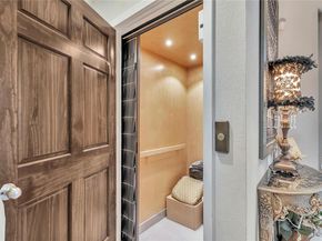 1142 Lost Creek BLVD 12, Austin TX 78746