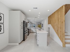 2007 E 2nd ST, Austin TX 78702
