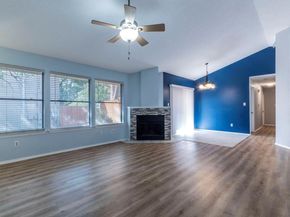 1007 Markham Ln A, Austin TX 78753