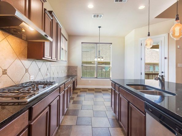 2713 Windy Vane DR, Pflugerville TX 78660