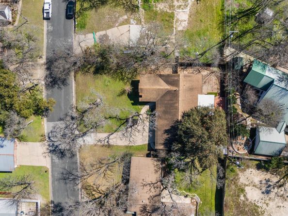 1617 Elmhurst DR, Austin TX 78741