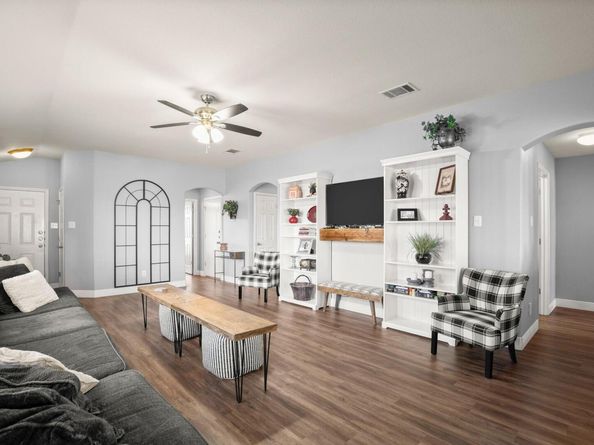 505 Aqua Bell CV, Leander TX 78641