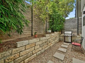 410 W Alpine RD 7, Austin TX 78704