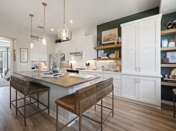12001 Vista Parke DR 1402, Austin TX 78726