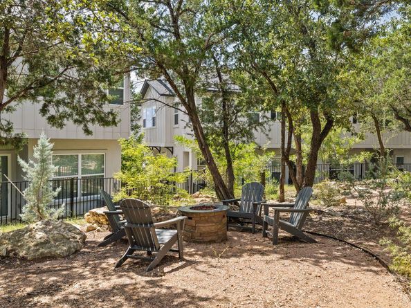 12001 Vista Parke DR 1402, Austin TX 78726