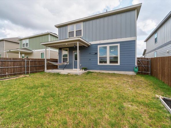 82 Snowy Plover LN, Leander TX 78641