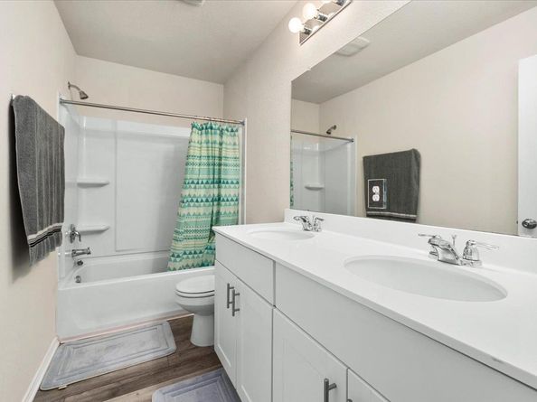82 Snowy Plover LN, Leander TX 78641