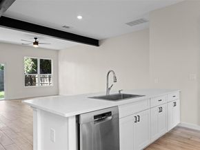 3613 Munson ST, Austin TX 78721