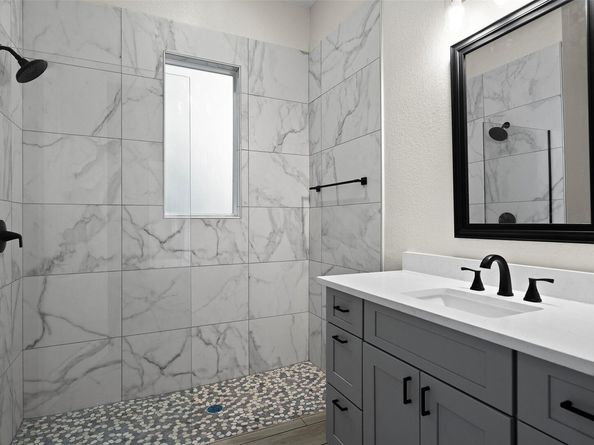 3613 Munson ST, Austin TX 78721