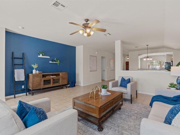 7830 Squirrel Hollow DR, Georgetown TX 78628