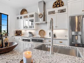 211 Honey Creek #6 CT, Austin TX 78738
