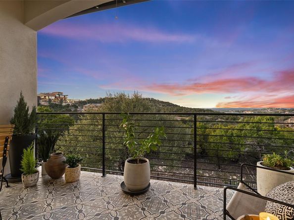 211 Honey Creek #6 CT, Austin TX 78738