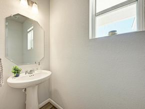 125 Wagon Spoke WAY, Liberty Hill TX 78642