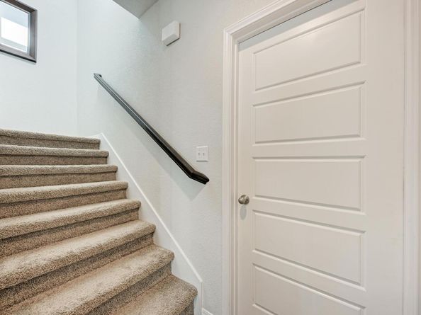 125 Wagon Spoke WAY, Liberty Hill TX 78642