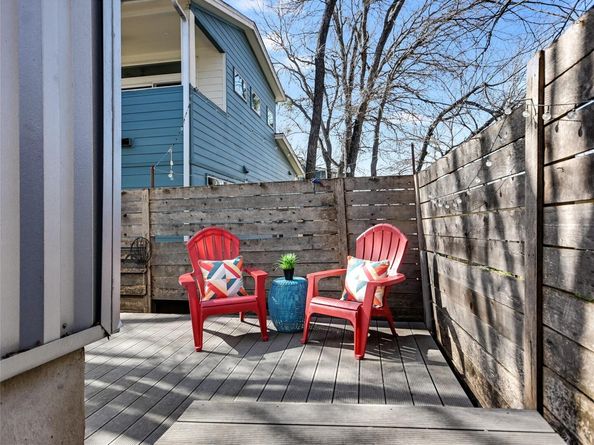 1302 Delano ST B, Austin TX 78721