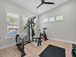 2326 Santa Rosa ST, Austin TX 78702