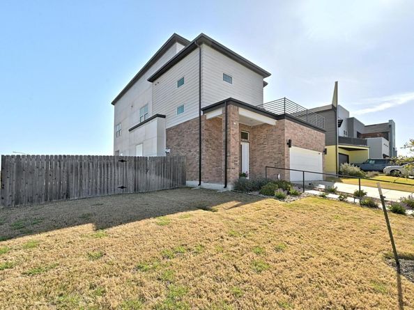 7200 Cordoba DR, Austin TX 78724