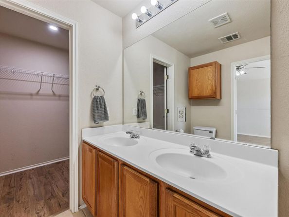 9401 Brandts Wood ST, Austin TX 78744