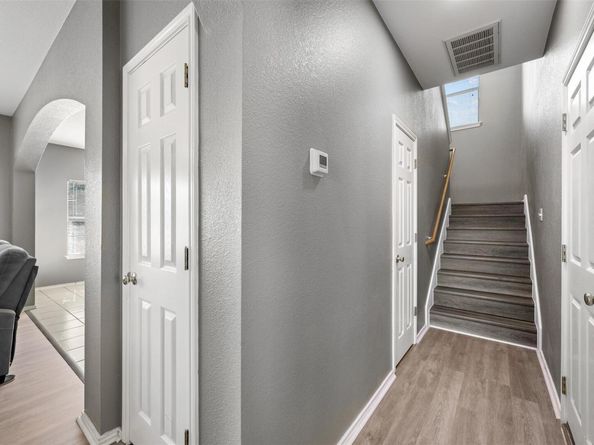 9401 Brandts Wood ST, Austin TX 78744