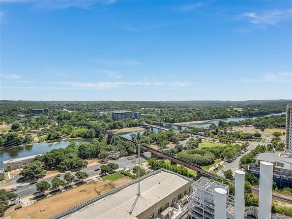 222 West Ave 1901, Austin TX 78701