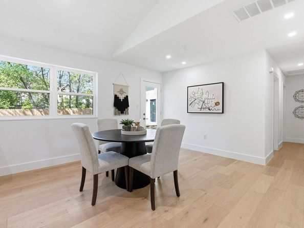 8414 Briarwood LN, Austin TX 78757