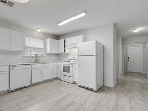 7207 Thannas WAY, Austin TX 78744