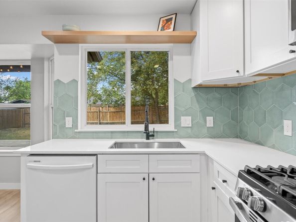 4703 Candletree LN, Austin TX 78744