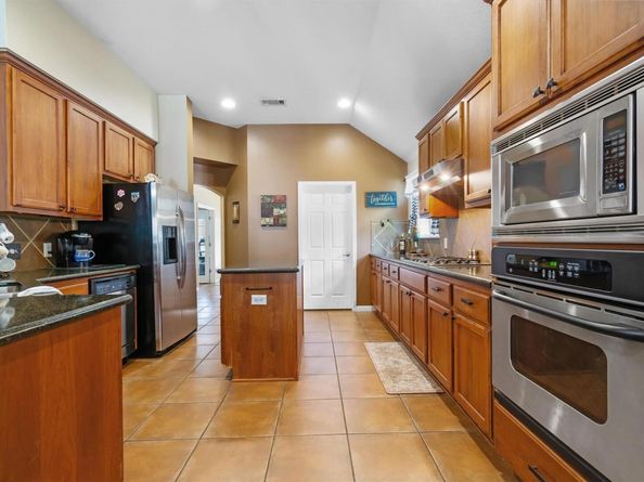 9437 W Caves Valley DR, Austin TX 78717