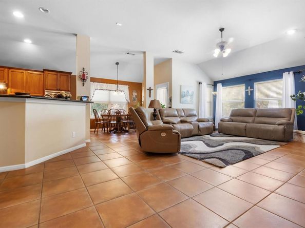 9437 W Caves Valley DR, Austin TX 78717