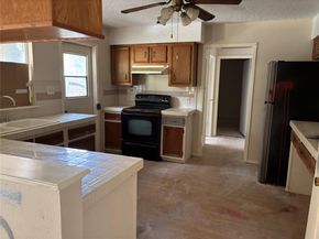 1901 Lone Oak DR, Leander TX 78641