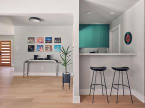 8704 Balcones Club DR, Austin TX 78750