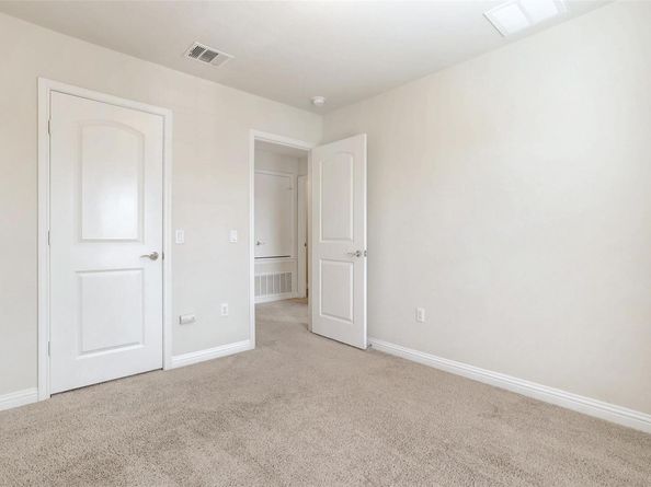 10600 Tramonto DR 9, Austin TX 78748