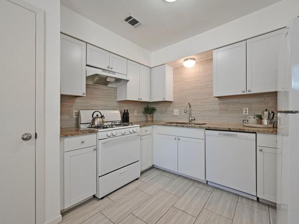 5904 Garden Oaks DR, Austin TX 78745