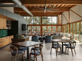 2005 Crimson Sunset DR, Georgetown TX 78628