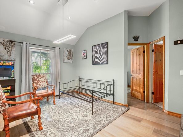 3015 Sunridge DR, Austin TX 78741