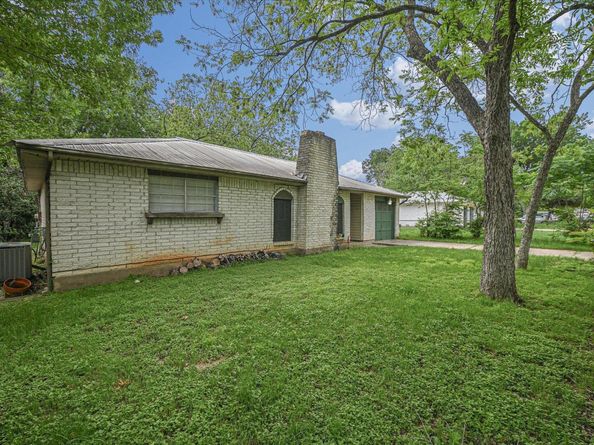 1637 Chippeway LN, Austin TX 78745
