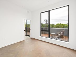 2209 S 1st ST 402, Austin TX 78704