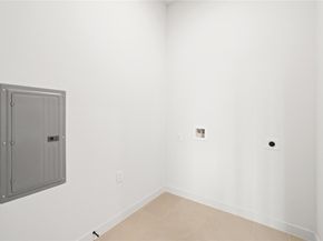 2209 S 1st ST 402, Austin TX 78704