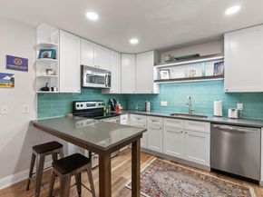 2500 Steck Ave 22, Austin TX 78757