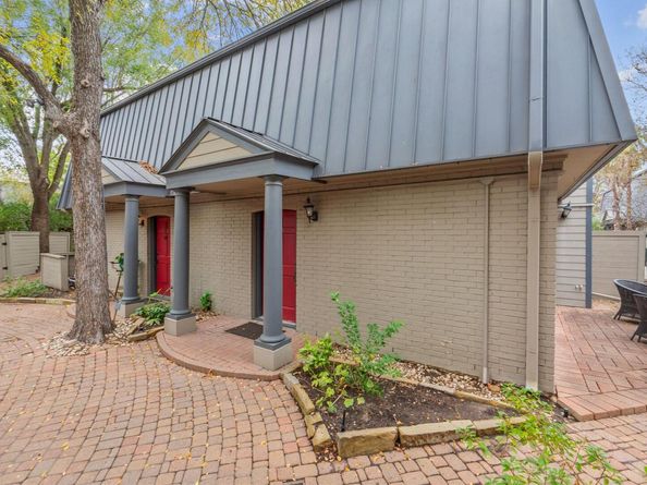 2500 Steck Ave 22, Austin TX 78757