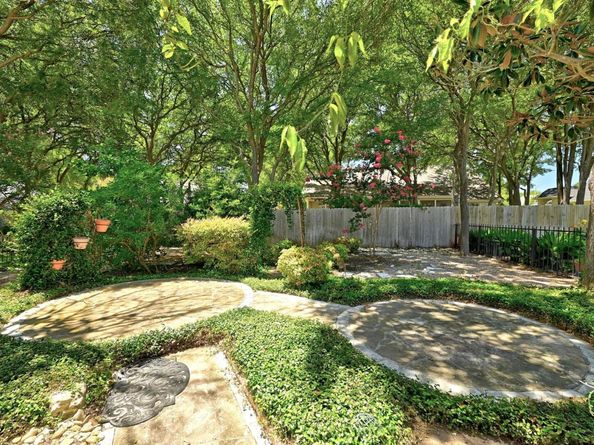125 Melissa CT, Georgetown TX 78628