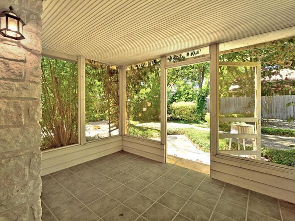 125 Melissa CT, Georgetown TX 78628