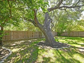 9309 Manipari LN, Austin TX 78749
