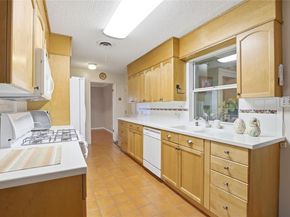 2902 Dover PL, Austin TX 78757