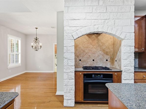 10732 Maelin DR, Austin TX 78739